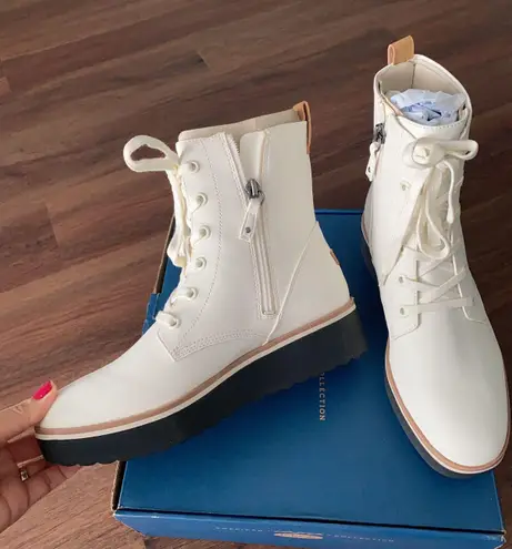 Dr. Scholls Brand New Boot