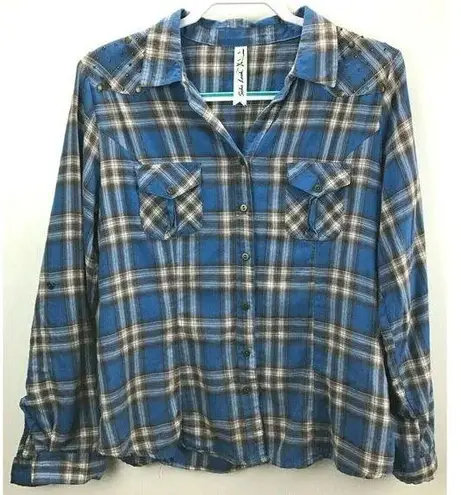 Soho  Look Womans Plaid Button Front Flannel Shirt with Roll Tab Sleeves Size Sm