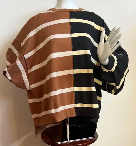 Cherry Cloth Brown and Black Oversized Dolman Sleeve sweatshirt Size undefined