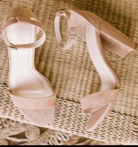 Boutique Nude Chunky Heel Sandals Tan Size 10