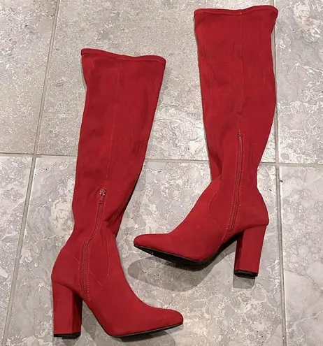 Wild Pair NEW Brvye Size 6 NEW in Box $99.50