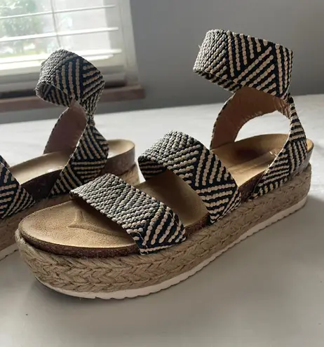 Steve Madden Platform Sandal