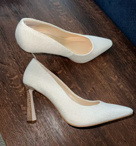 Jessica Simpson Cream Pumps