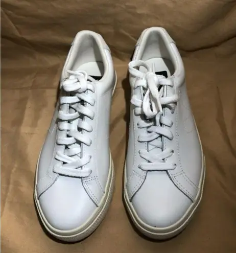 VEJA Esplar Leather White
