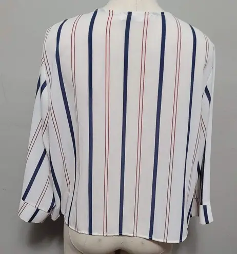 All in Favor white striped wrap blouse size xl