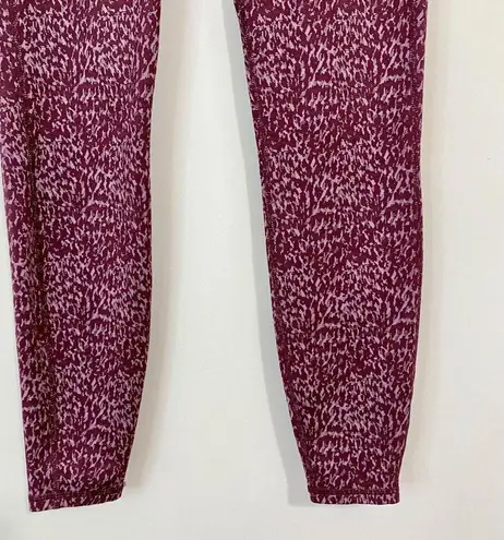 All In Motion Women's Athletic Legging Maroon Print Size Small EUC