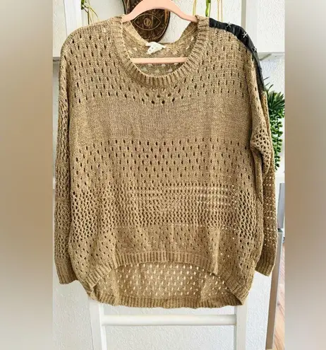 Pretty Good taupe brown sweater!