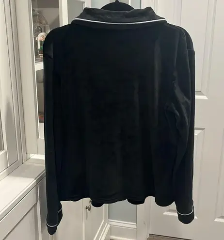 House of Harlow 1960 Velour 2 Piece Pajama Set, Black with White Pipping, Size L