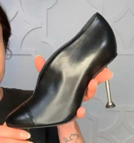 Victoria Beckham Black Spike Heels Size Euro 36 / US 6 New in Box MSRP $1,127