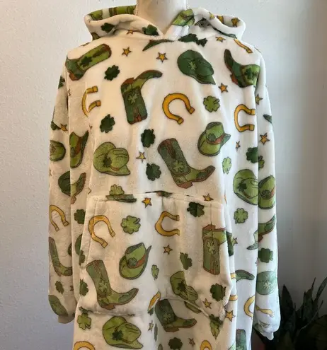 Throwzy Lucky Western Cowgirl Hooded Oversized Soft Lounge Sweater One Size Green Size XL