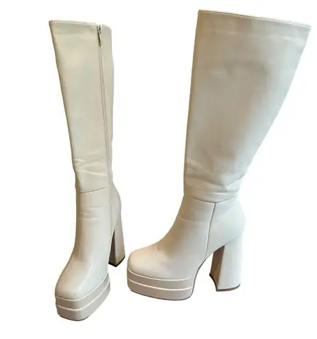 Lady Go Diva Platform Go Go Boots, Sz 10 White