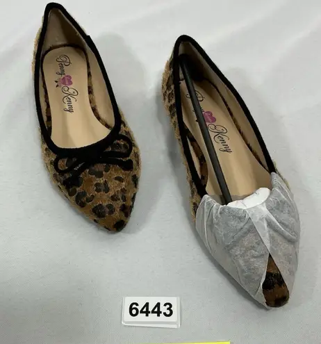 Penny Loves Kenny Womans NWOT Nip Animal Print Slipon Ballet Shoes 6M