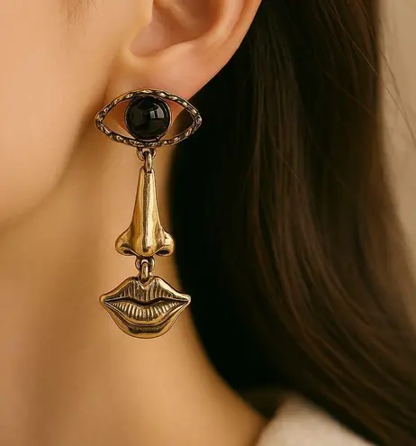 Vintage Style Surreal Eye Nose Lip Earrings Gold Tone Statement Art Dangle