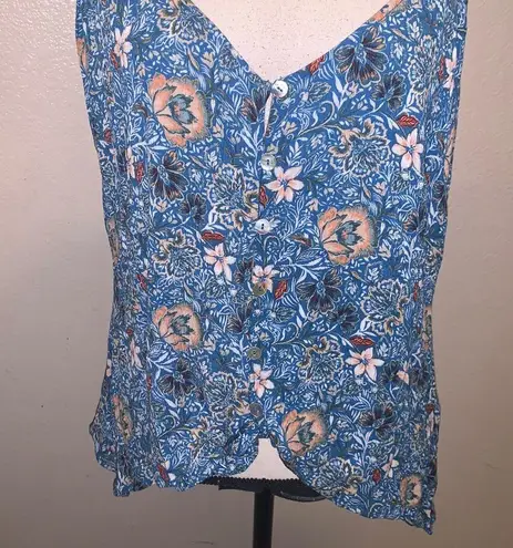 Shyanne Country Western Blue Floral Button down Tank Asymmetrical Front Knot
