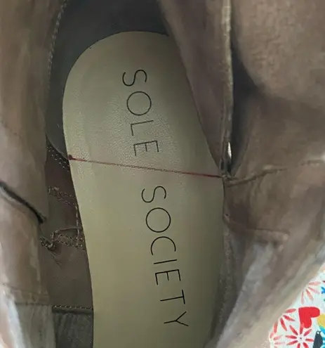 Sole Society cute leather ankle boot sz. 7