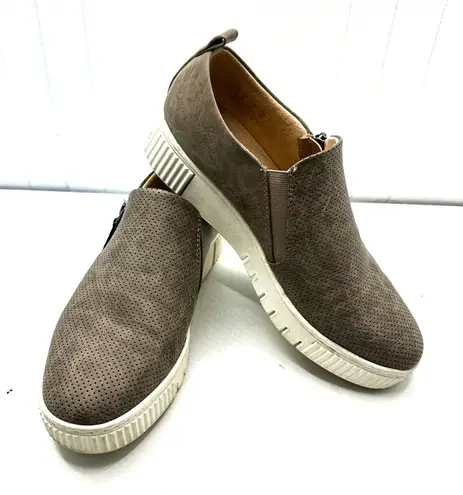 SOUL Naturalizer Turner Taupe Slip On Sneaker Perforated Side Zip Shoes Womens 8 Brown