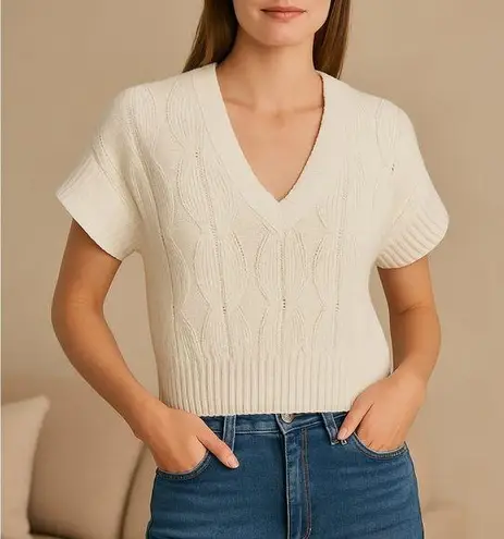Brochu Walker Ivory Cable Knit Cropped Sweater