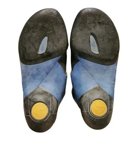 La Sportiva Skwama Climbing Shoes Women 6.5 FOR PARTS OR REPAIR NEED RESOLING