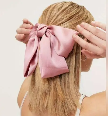 Women’s Dusty Pink Oversized Silky Soft Satin Elegant Hair Bow clip Coquette Y2K