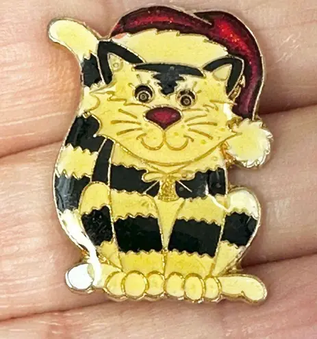 Vintage Centennia cat with Santa hat pin
