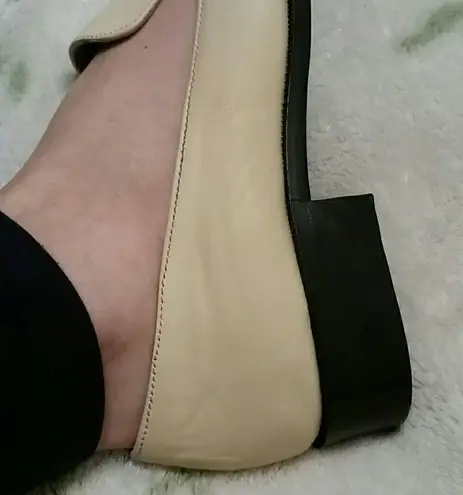 Leather closed toe Loafer NEW! Walking shoe Size undefined