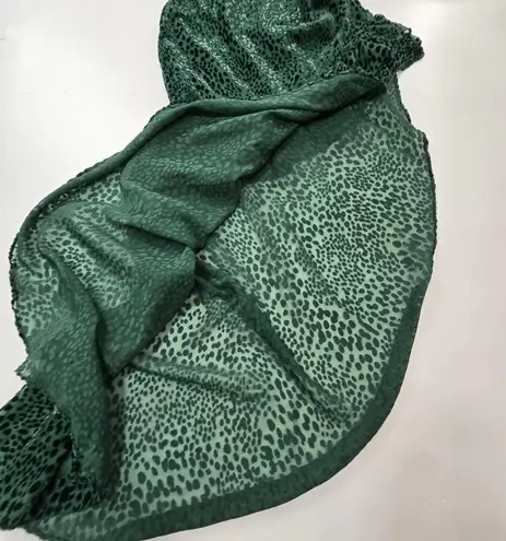 Majorelle Kayleigh Gown in Deep Teal Small