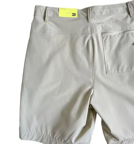 All In Motion  Women’s Hybrid Khaki Shorts Size S Resort UPF 50+ Water Repellent