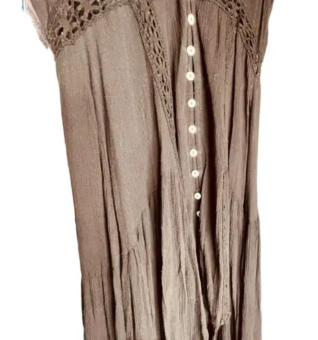 The Clothing Company x Vici | Flutter Slv V-Neck High-Lo Maxi Dress Size M | NWT