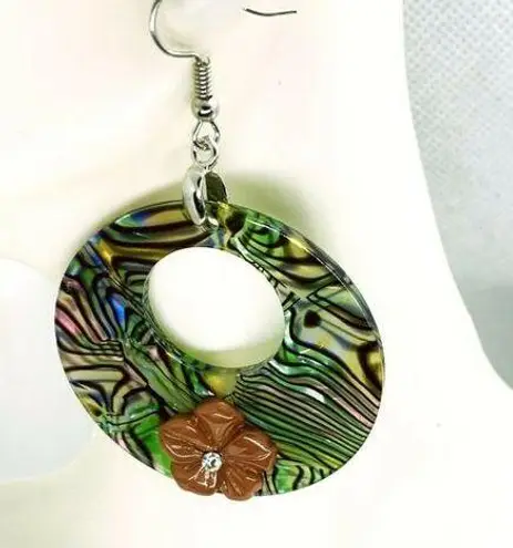 Boutique Abalone Shell Style Flower Rhinestone Earrings