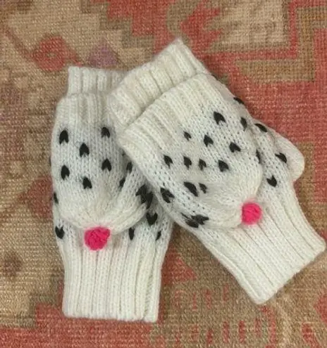 Urban Outfitters  Mittens