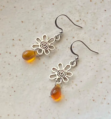 Handmade retro vintage fairy boho funky hippie style quality spiral flower dangle earrings🌀🤎🌱