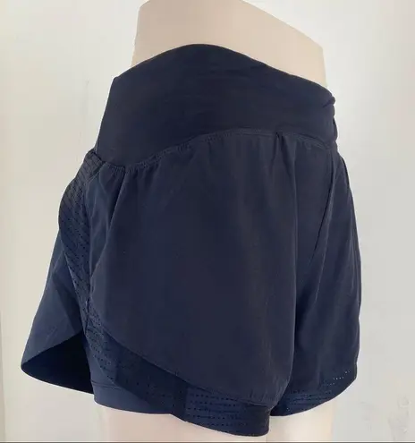 Black Yoga / Running + Bike Shorts by Zasuwa Size M