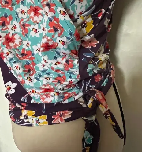 Loveappella Faux Wrap Floral Top Size XS Blue Purple Colorblock Stretch Tie Boho