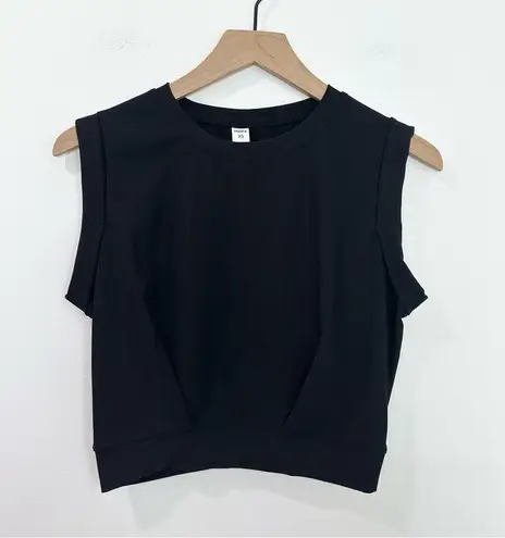 Halara Ribbed Flow Pet Hair Resistant Crew Neck Sleeveless Cropped Yoga Tank Top