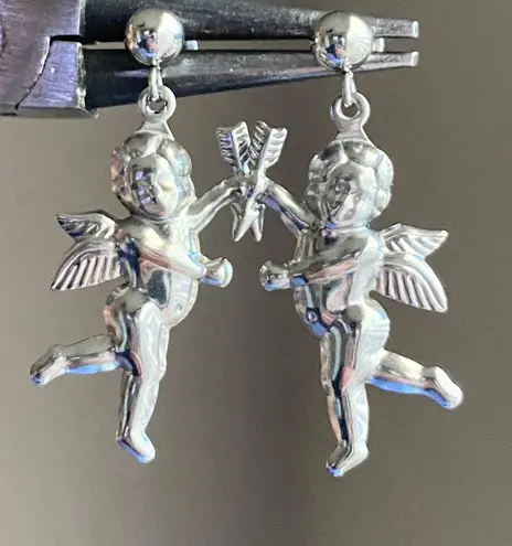 Handmade aesthetic goth vintage romance style cherub angel stainless dangle earrings👼✨