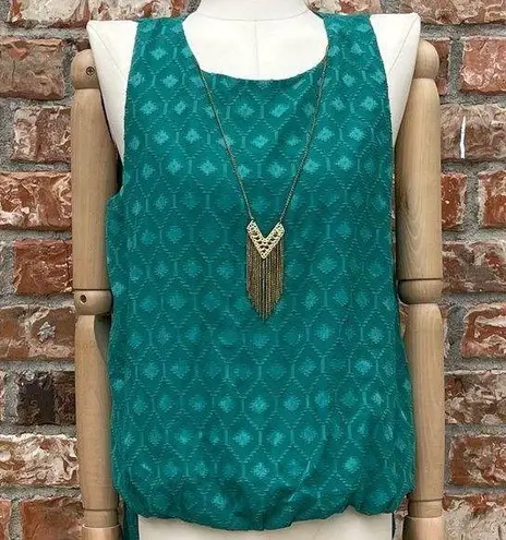 By & By teal sleeveless boho top with an attached long gold necklace / M / EUC Size M