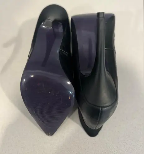 London Trash  Domina Pointed Toe Collar Purple Bottom Heels 6.5