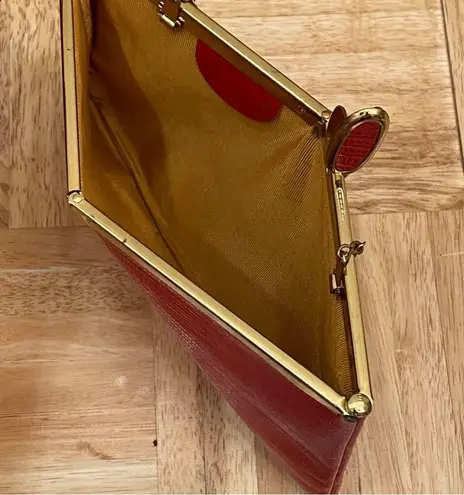 Vintage ETRA Genuine Leather Red Leather Kiss