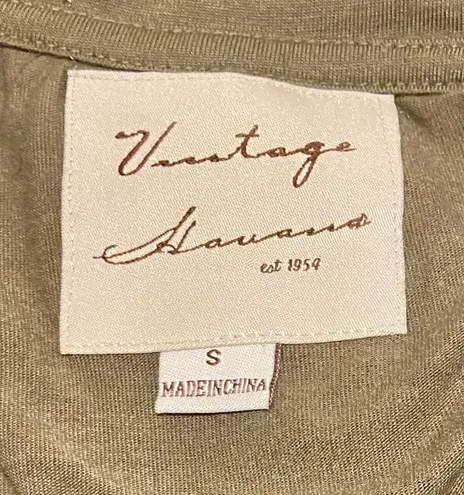 Vintage Havana Long Sleeve Top/Tee With Snaps