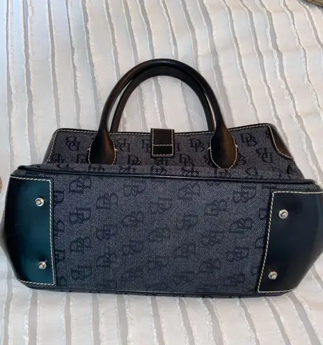 Dooney & Bourke Bag