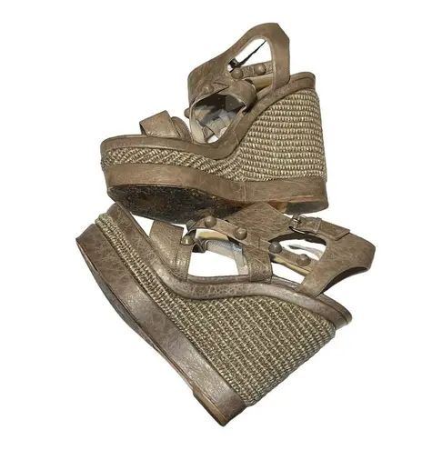 Arena Belenciaga Paris Gray Leather Sandal Woven Design Wedge Sandal EU 40/US 9