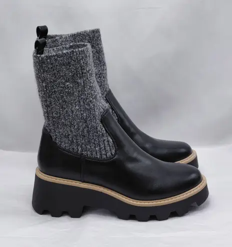 Dolce Vita DV Vionie Womens 9.5 Black Knit Shaft Lug Sole Platform Ankle Boots