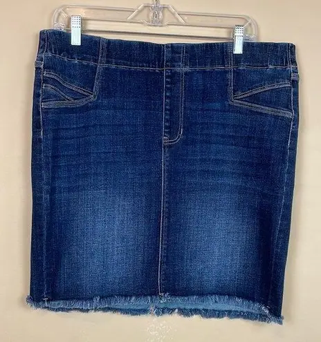 Liverpool Women’s Frayed Raw Hem Pull-On Dark Wash Denim Jean Skirt