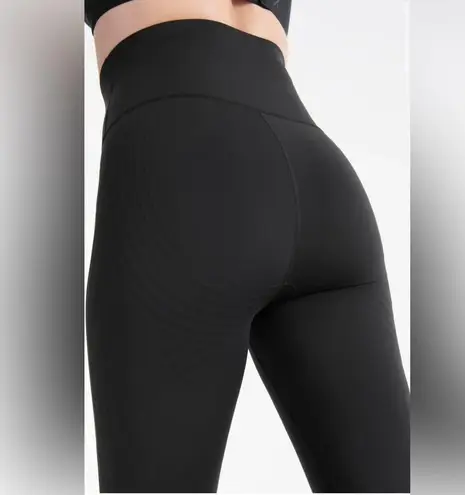 Knix HiTouch Leakproof Leggings in Black Size Large
