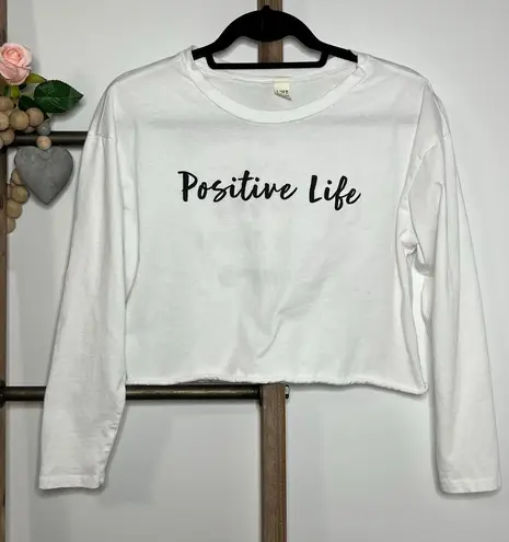 Love Vintage White Scoop Neck Cropped Long Sleeve Top Size Large