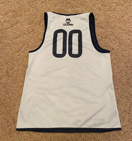 Nike ‼️ UConn Huskies Reversible Jersey‼️