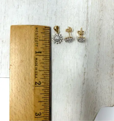Genuine 14K & brilliant cut diamond flower cluster earrings & pendant set, NWOT