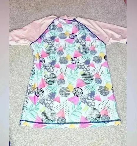 Maui and Sons  Tropical Rashguard - Image 4