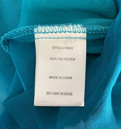 Firmiana Lily by Ombre Beach Cover Up White to Teal Size Small