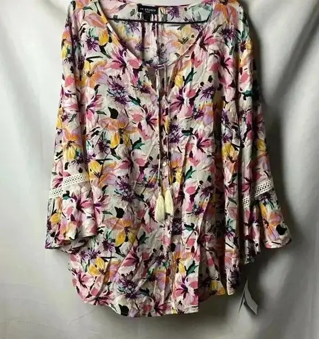 NWT I. N. WO SIZE 3X FLORAL BLOUSE WITH TASSEL TIES FAUX BUTTONS FLOWY Pink